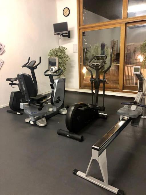 Modern Laax Apt, Swimming Pools, Wellness & Tennis Esterno foto