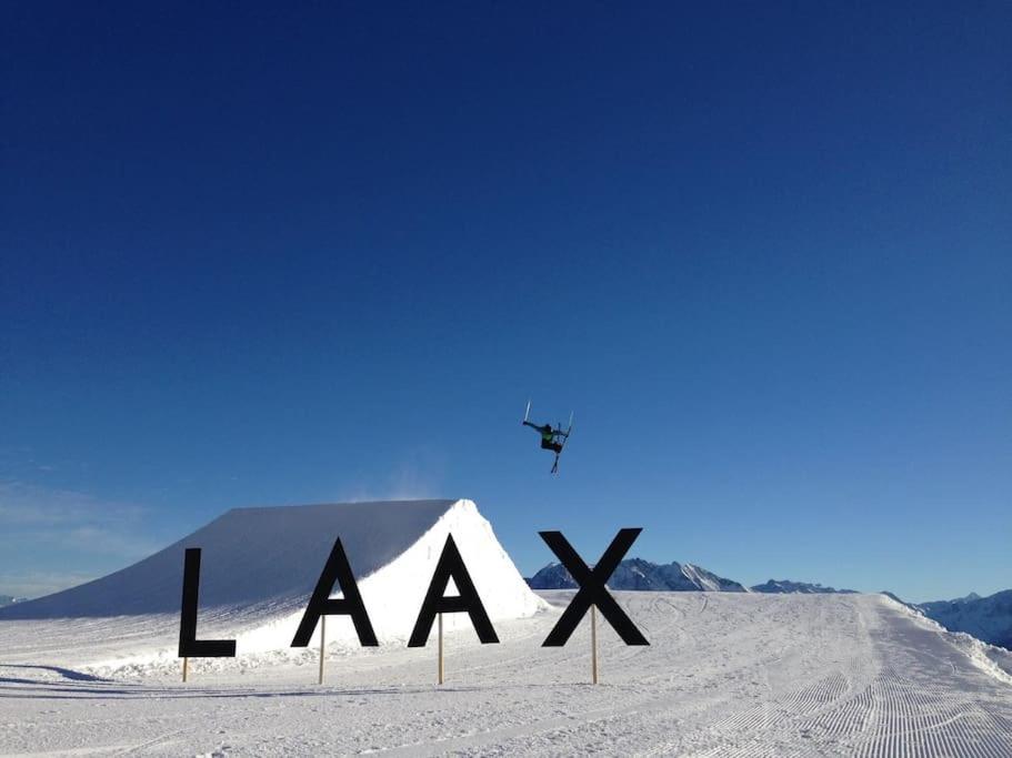 Modern Laax Apt, Swimming Pools, Wellness & Tennis Esterno foto